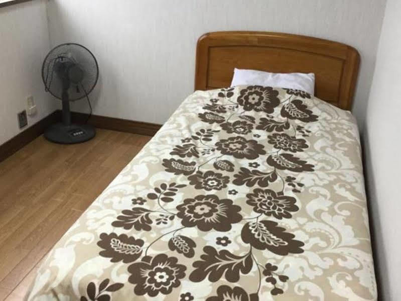 Pension Ken And Mary Біей Екстер'єр фото
